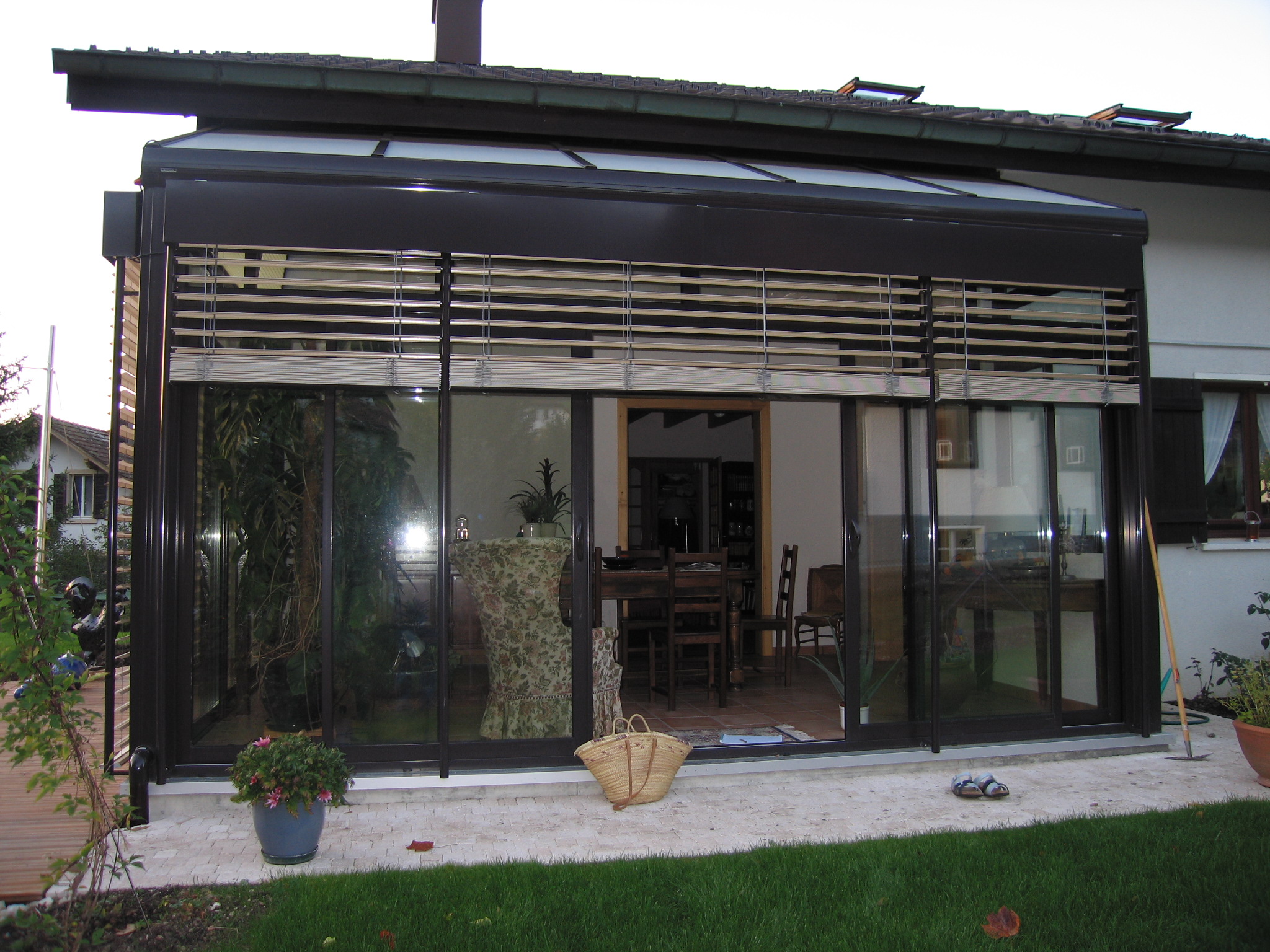 Stores extérieurs à lamelles