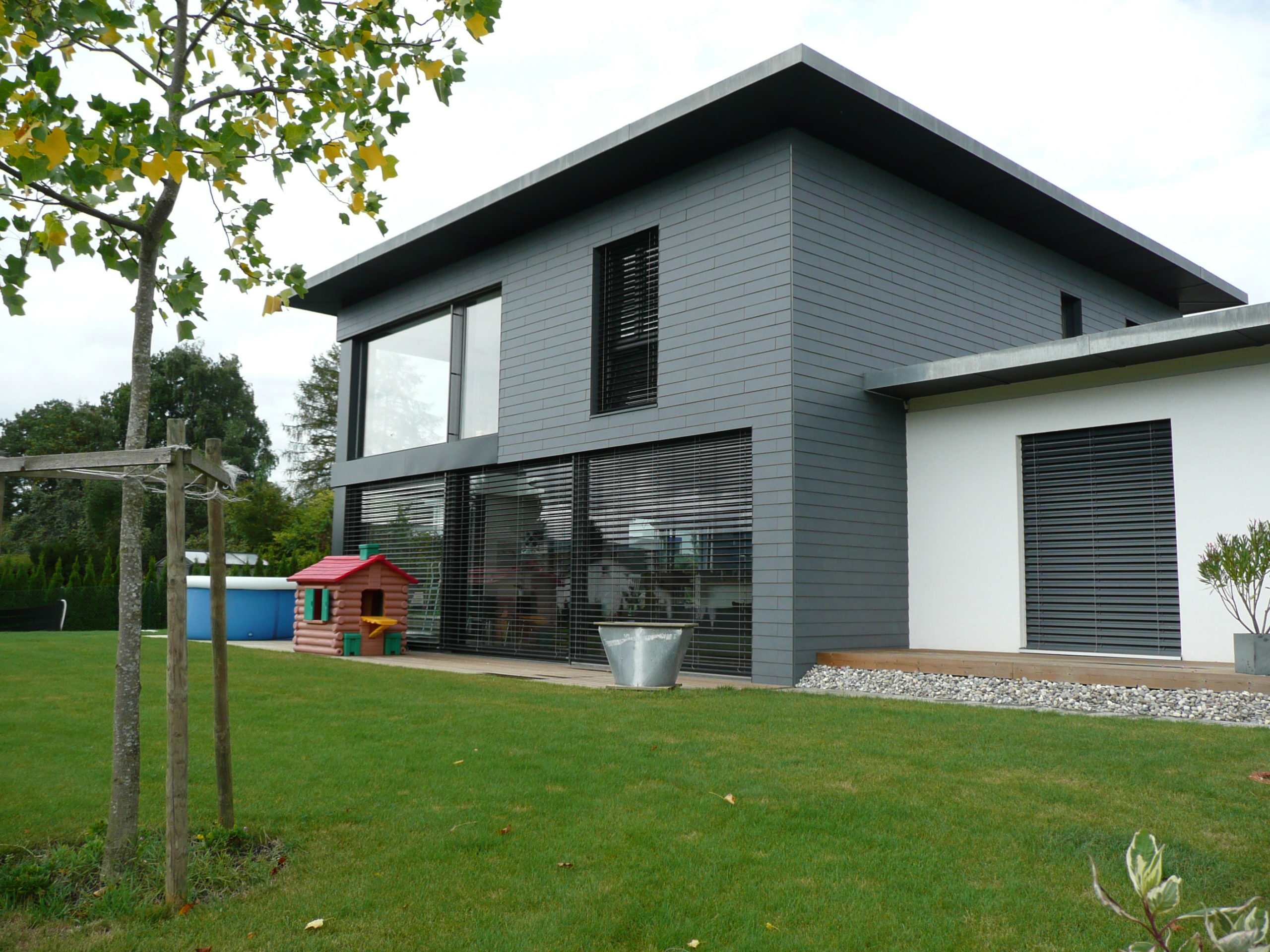 Stores extérieurs à lamelles