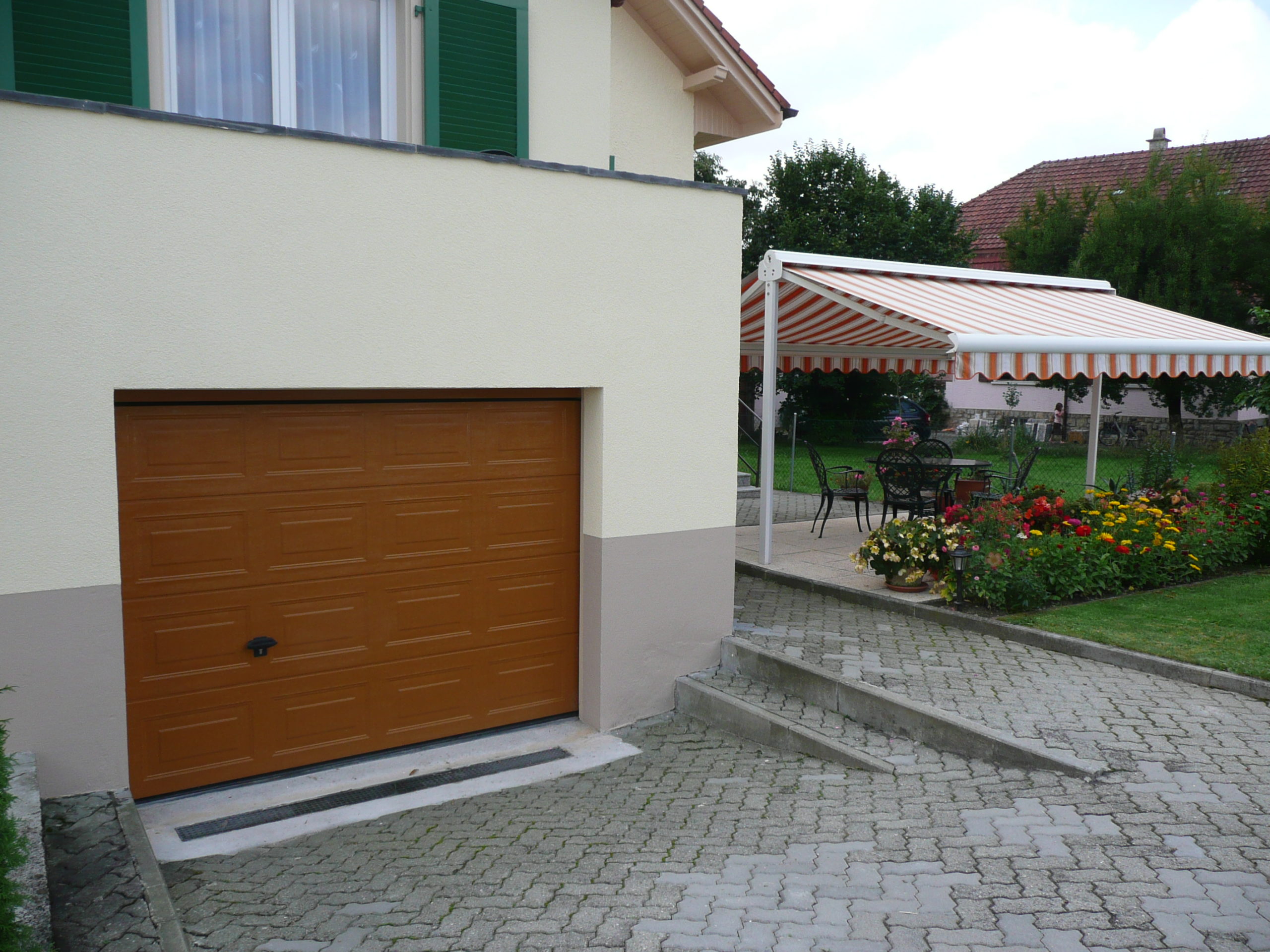 Porte de garage sectionnelle