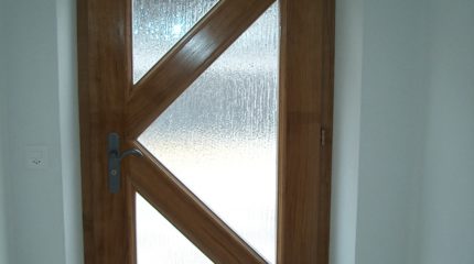 Porte en bois 1