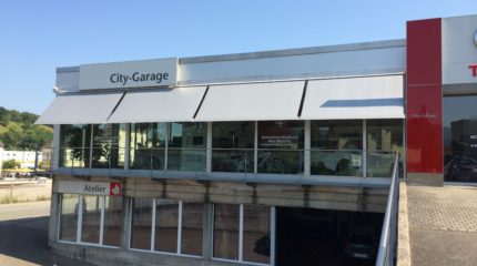 Stores à projection en toile 4