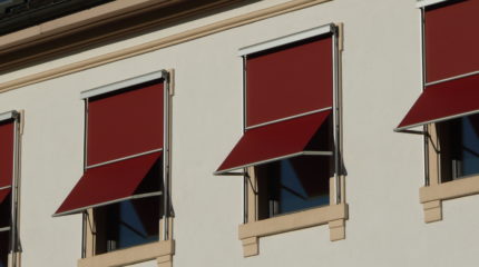 Stores à projection en toile 4